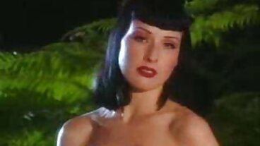 Diana Prince gaggar och svensk porr xxx knullar