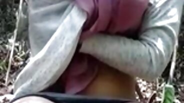 Ricky Spaanish sexfilmer med äldre kvinnor lugnar kompisens mamma med penis!