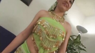Brazzers: porr mogna kvinnor Bargain Humping med Taylee Wood på PorrHD