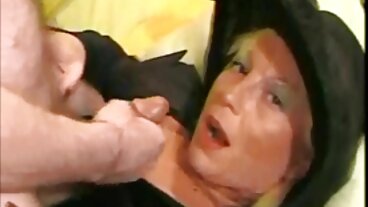 Het brandi love porr tonåring öppnar sin heta fitta för sin tränares kuk